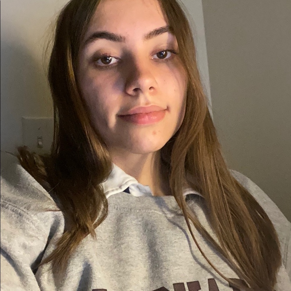 Meet your Posher, Nina